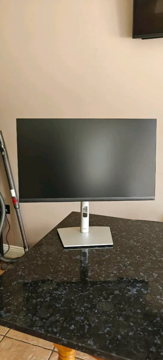 Dell P2422H 24-inch Monitor in very good condition - Image 1
