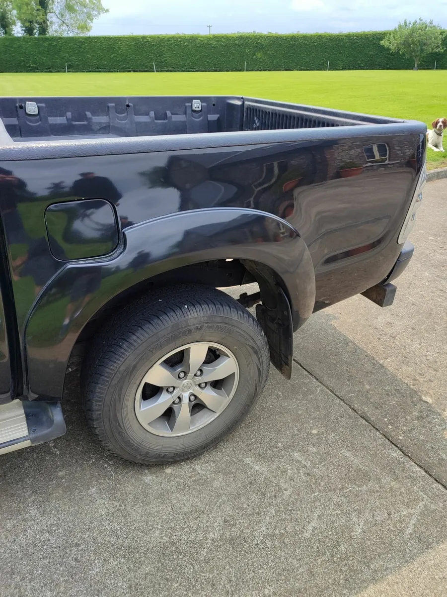 Toyota Hilux 2007 - Image 2