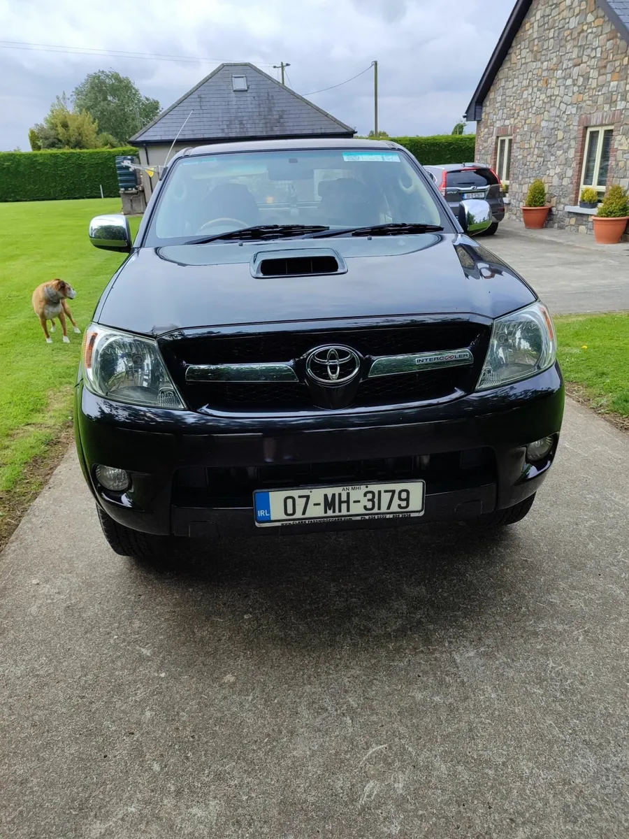 Toyota Hilux 2007 - Image 1