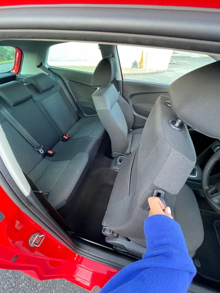 Volkswagen Polo 2013 - Image 2