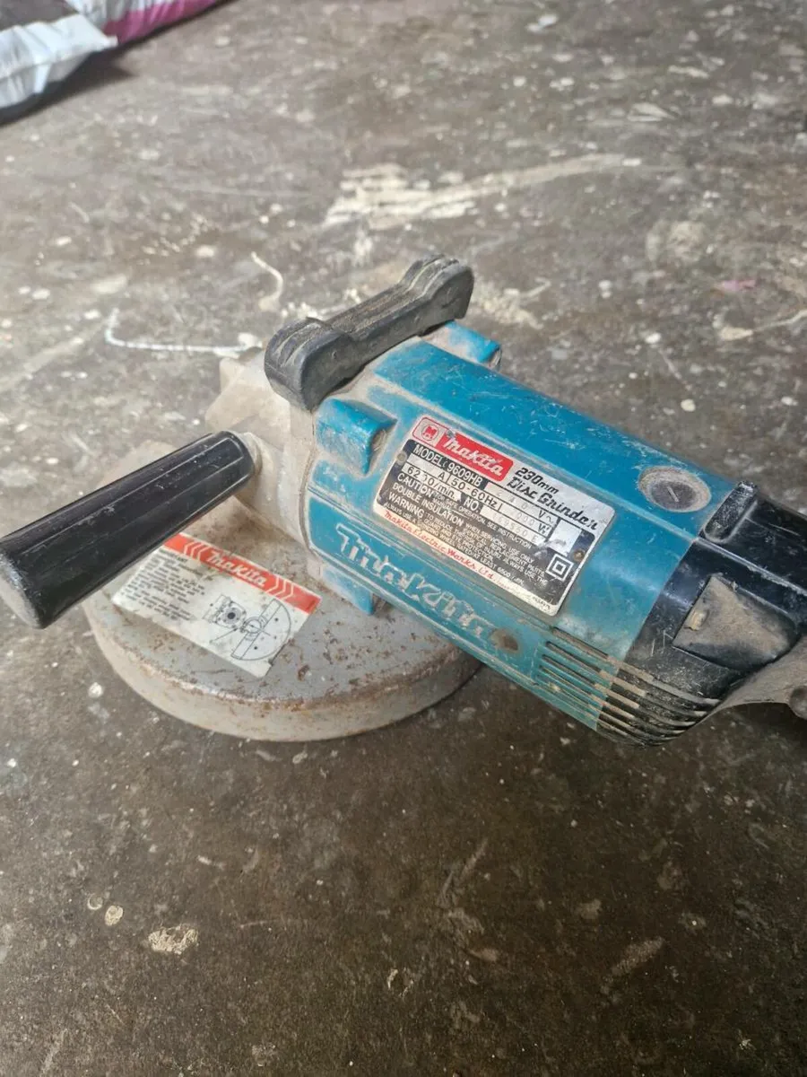 Makita 9609HB disc grinder - Image 4
