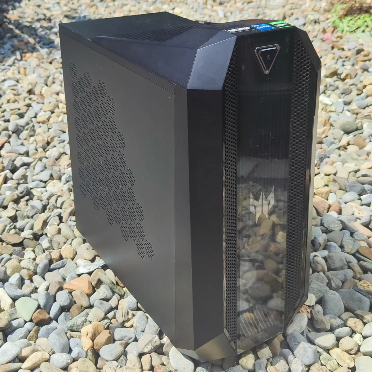 PC including ALL peripherals - Image 1