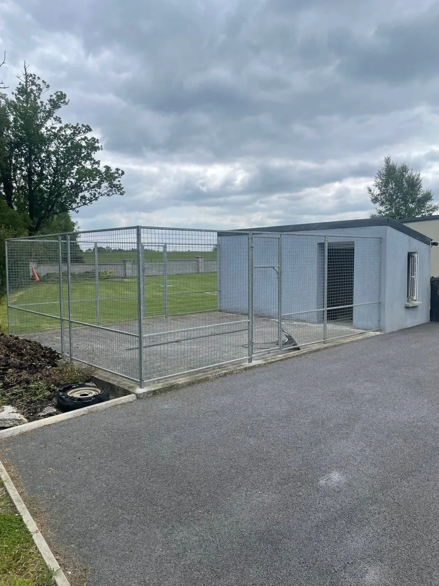 Dog run - Image 2