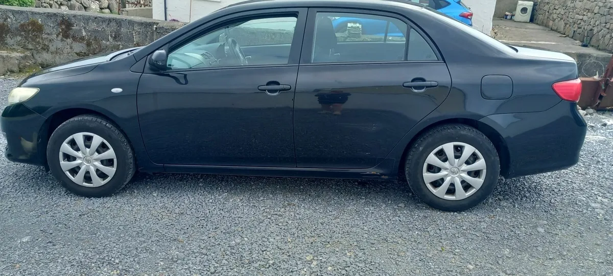 Toyota Corolla 2010 - Image 4