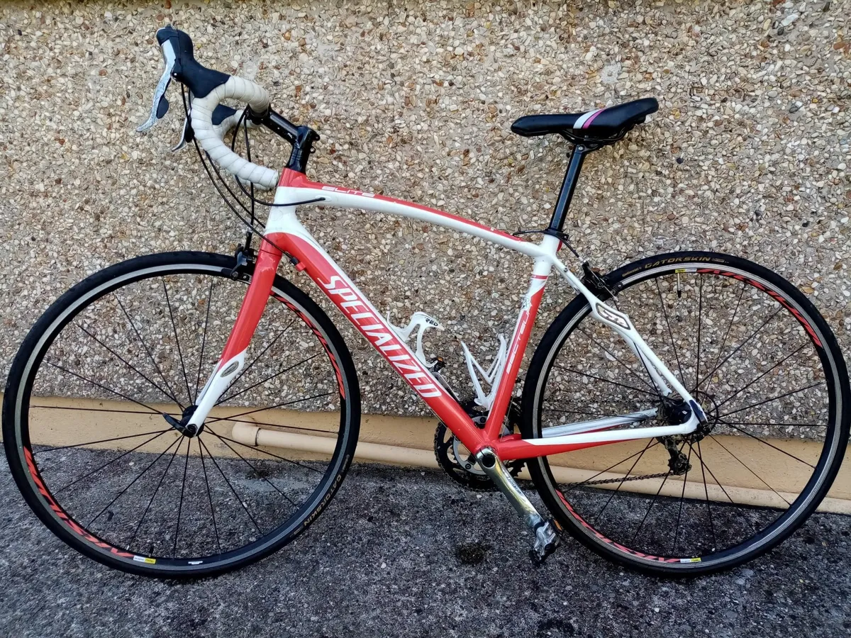 SPECIALIZED ELITE SECTEUR ROAD RACER..... €285 ono - Image 1