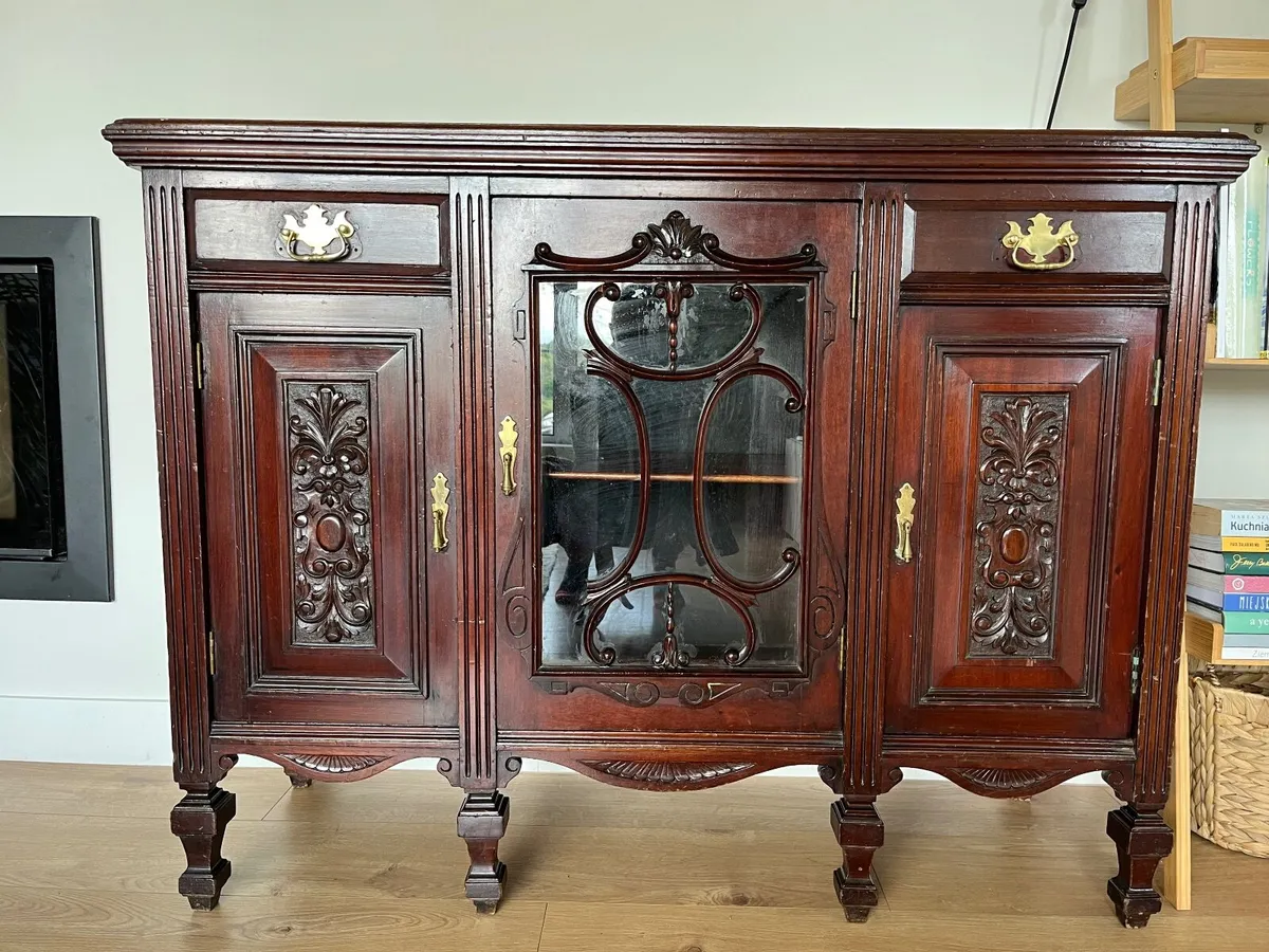 Sideboard / alcohol cabinet - Image 1