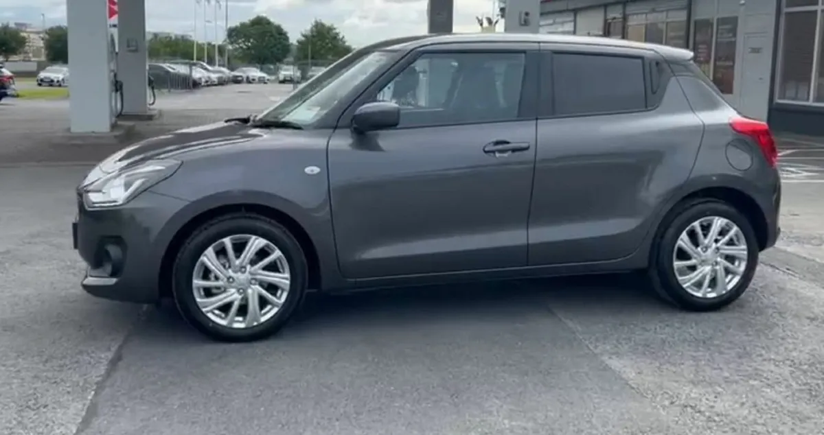 Suzuki Swift 2023 - Automatic - 19K km - Image 1