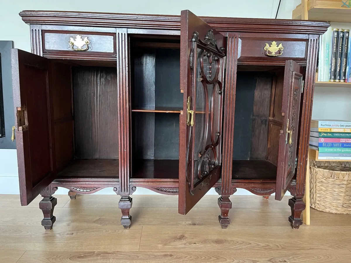 Sideboard / alcohol cabinet - Image 3