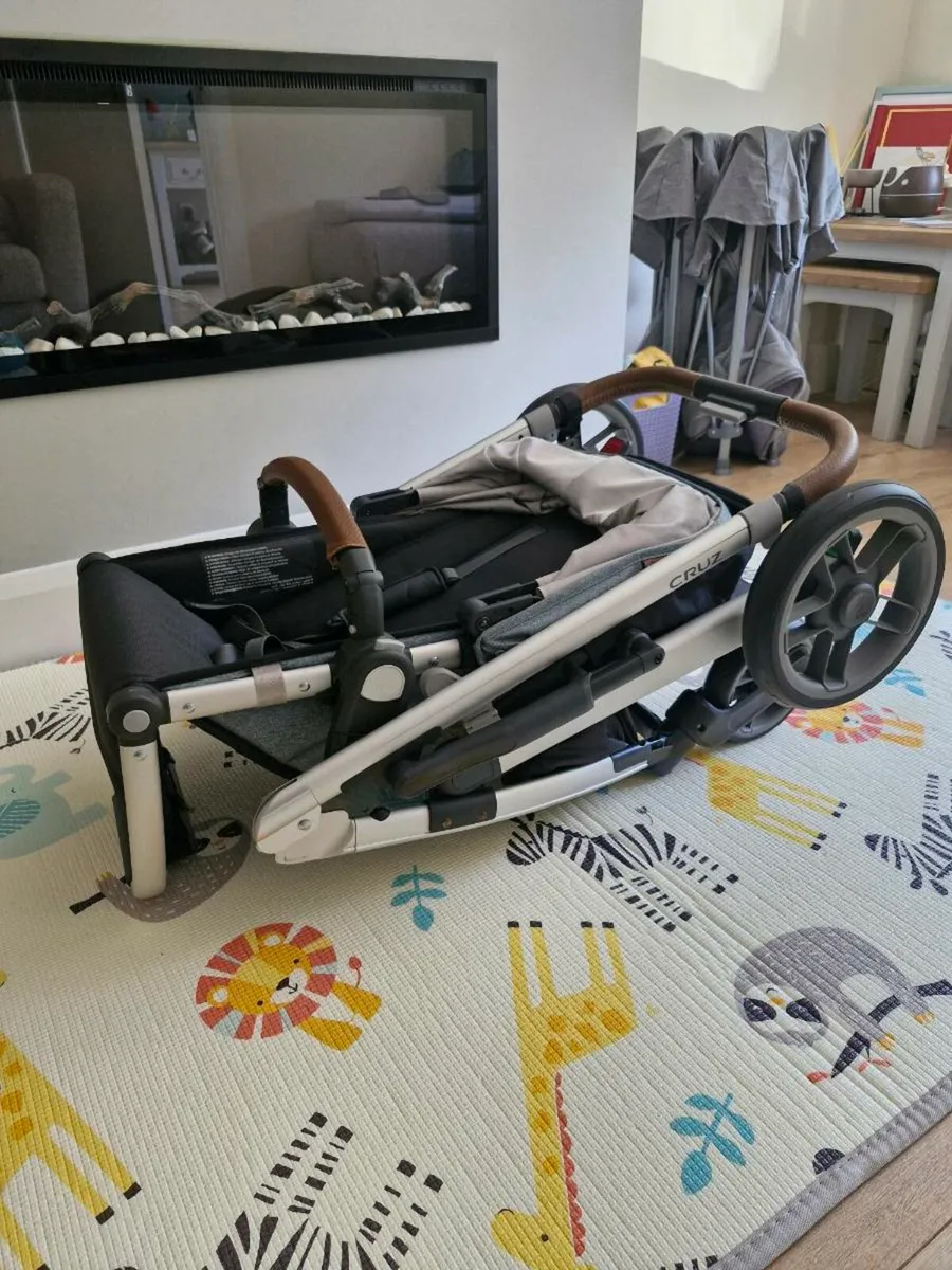 Uppababy Cruz V2 - Image 4