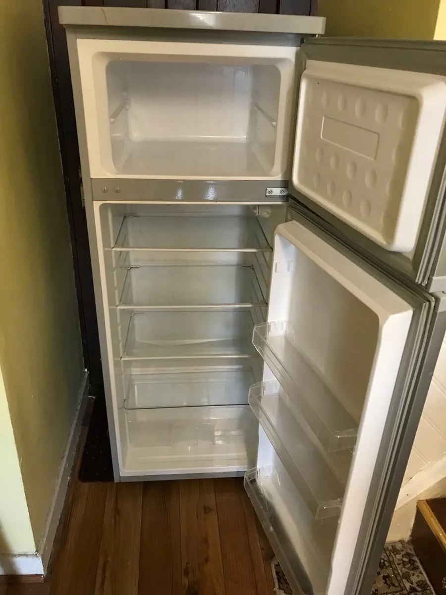 Fridge freezer - Image 4