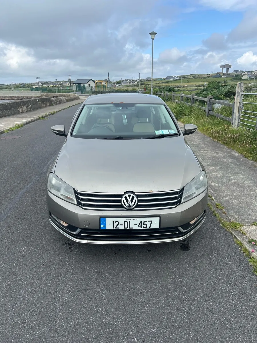 VOLKSWAGEN Passat highline - Image 2