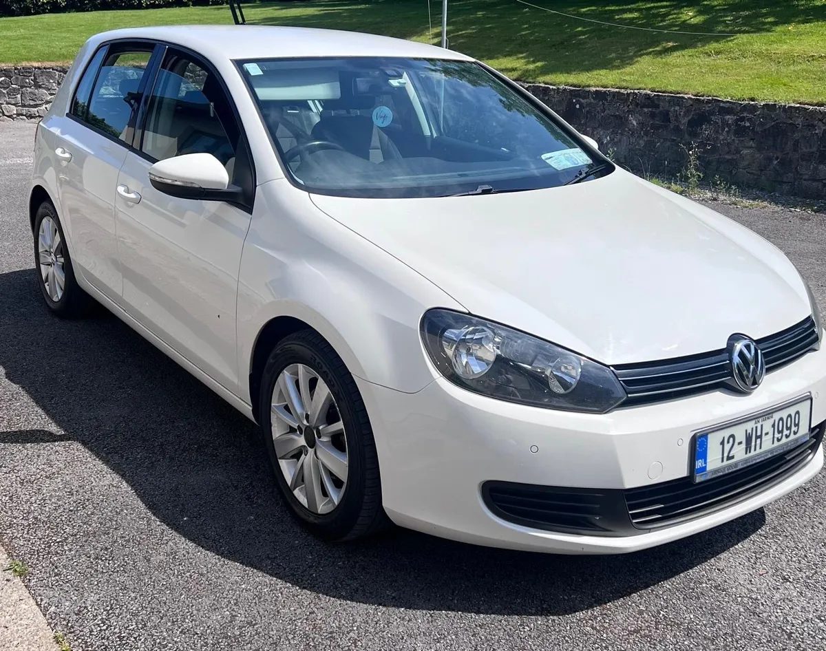Volkswagen Golf - Image 1