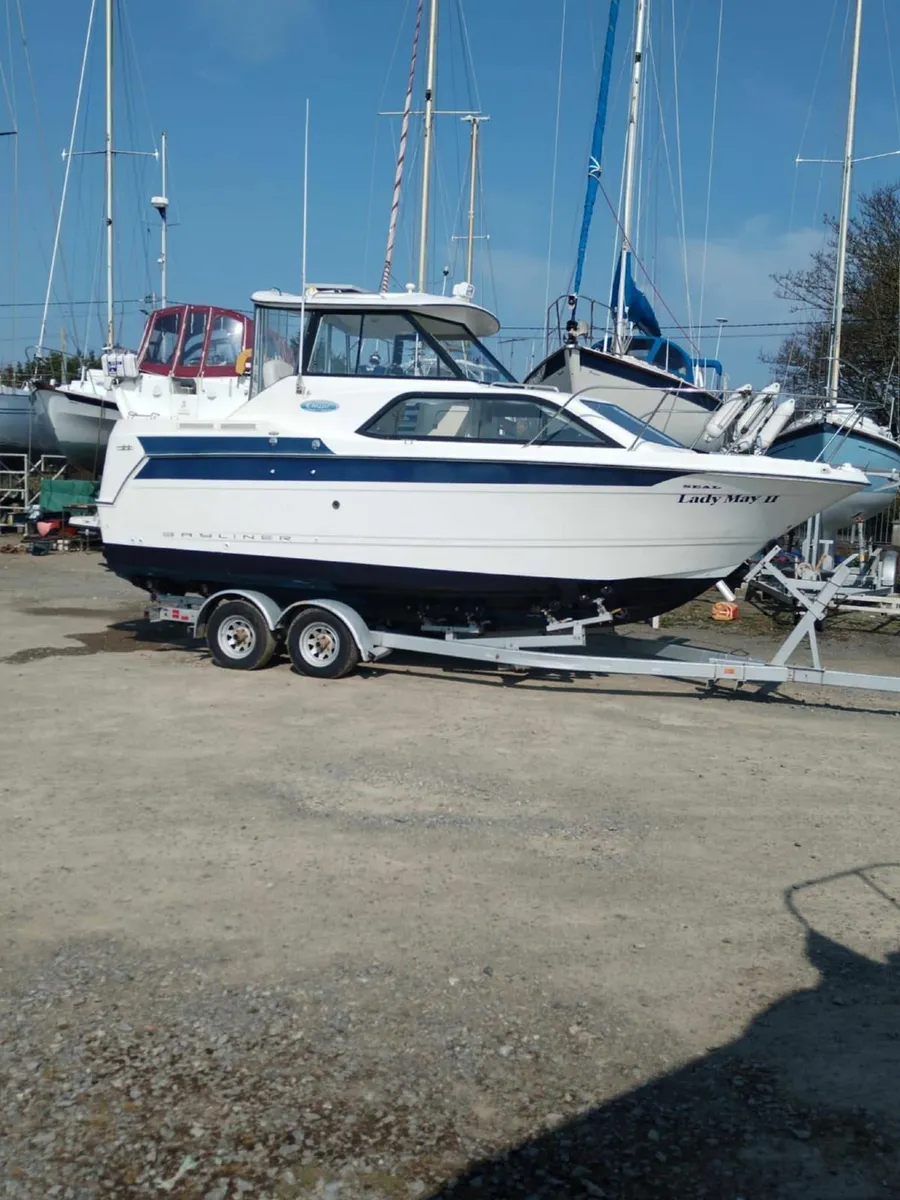 2004 Bayliner diesel - Image 3