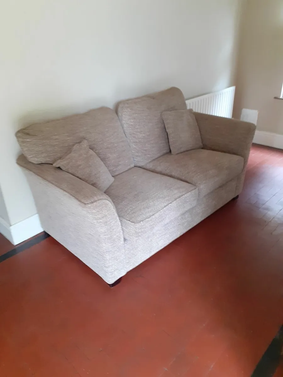 Couch - Image 2