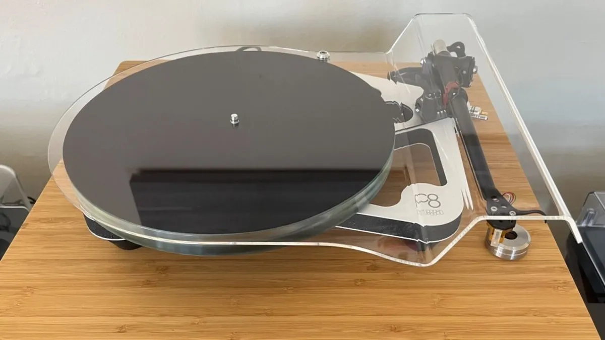 Rega Planar 8 Turntable Like New Neo PSU - Image 3