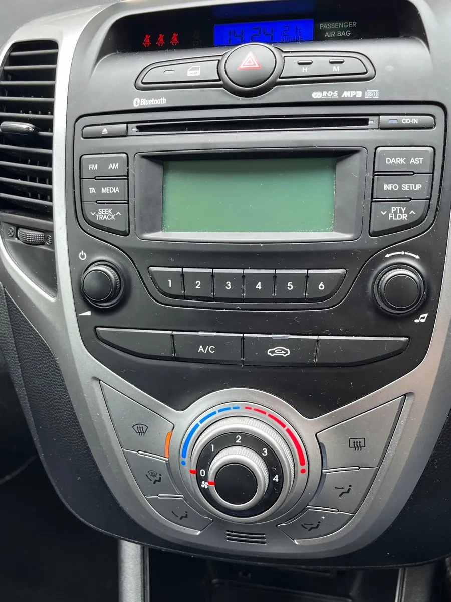 Hyundai ix20 2015 - Image 3