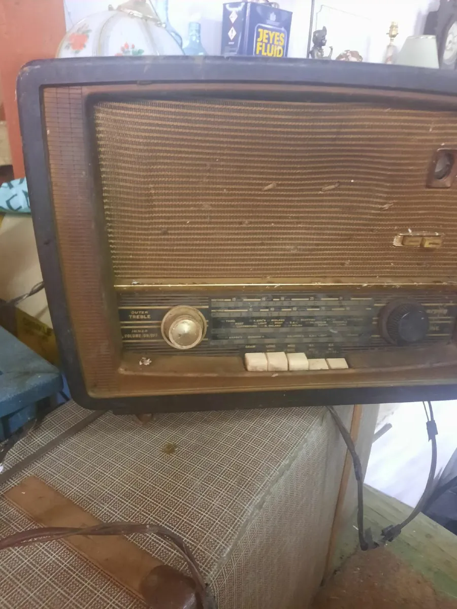 Vintage radio - Image 4