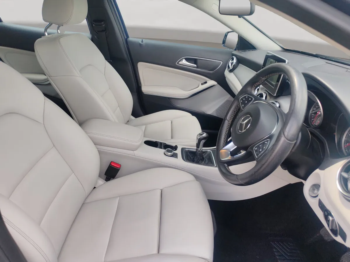 Mercedes-Benz GLA 2.0 Dsl - Image 3