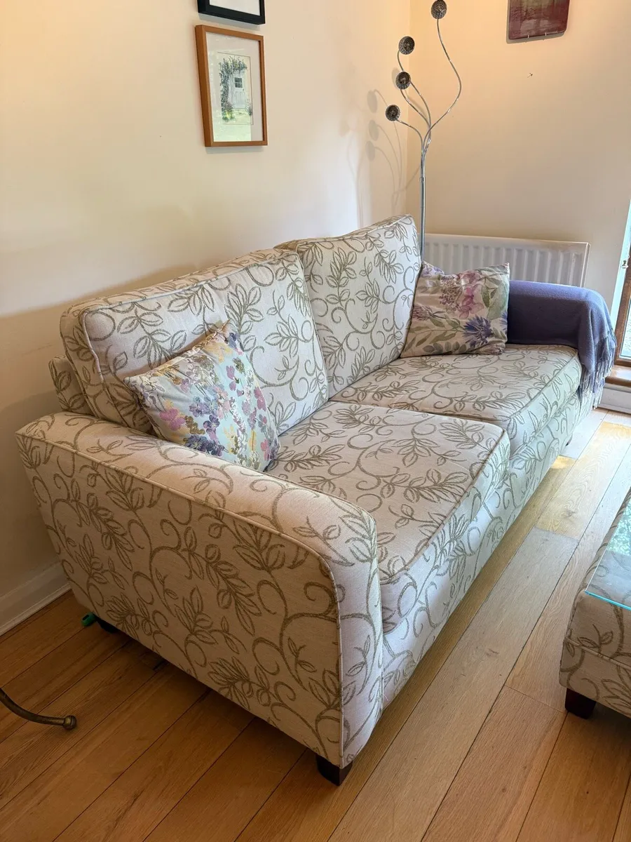 Couch and Table Set - Image 2