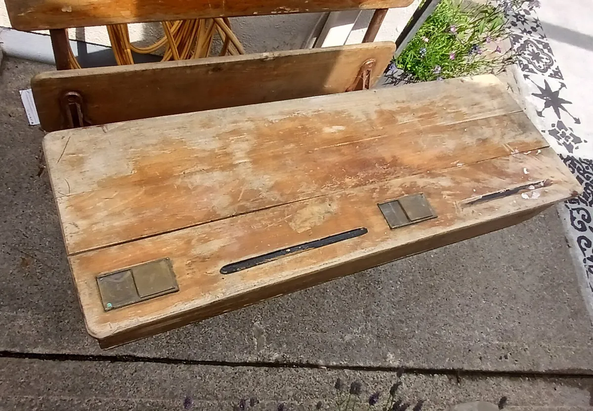 Old School Bench - Image 1
