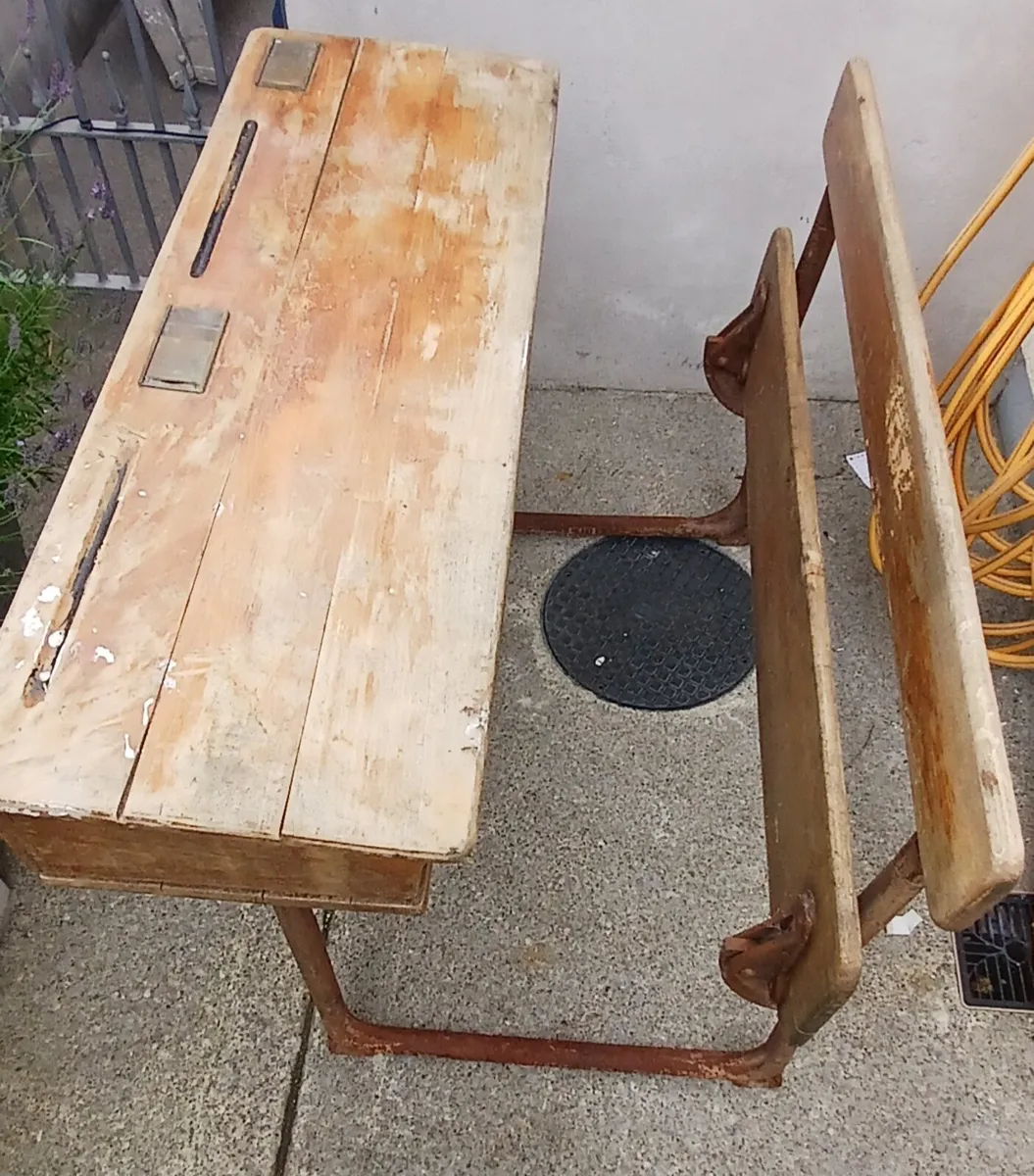 Old School Bench - Image 2