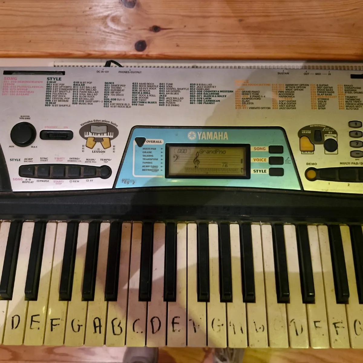 Yamaha  PSR-170  electric piano keyboard - Image 4