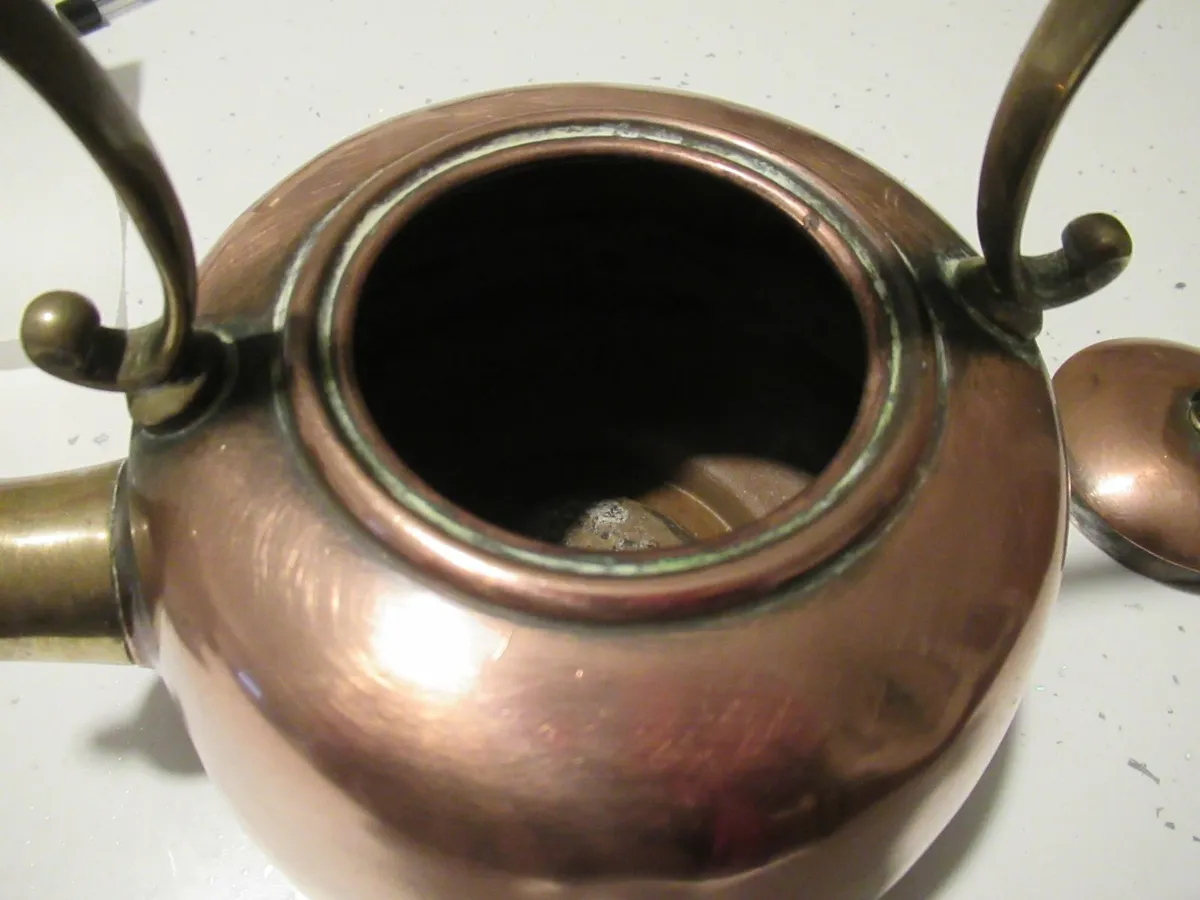 antique GEORGIAN COPPER KETTLE vintage cottage - Image 3