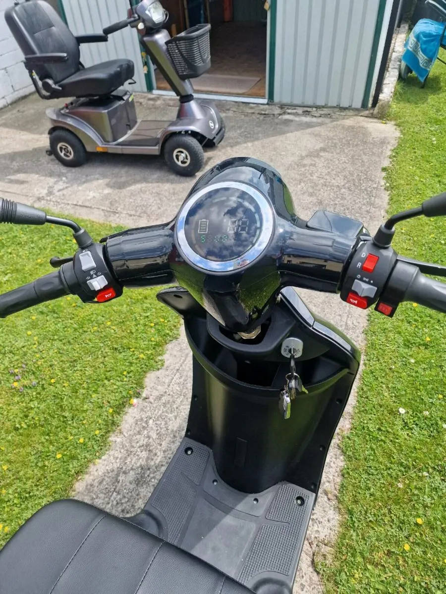 Mobility scooter - Image 4