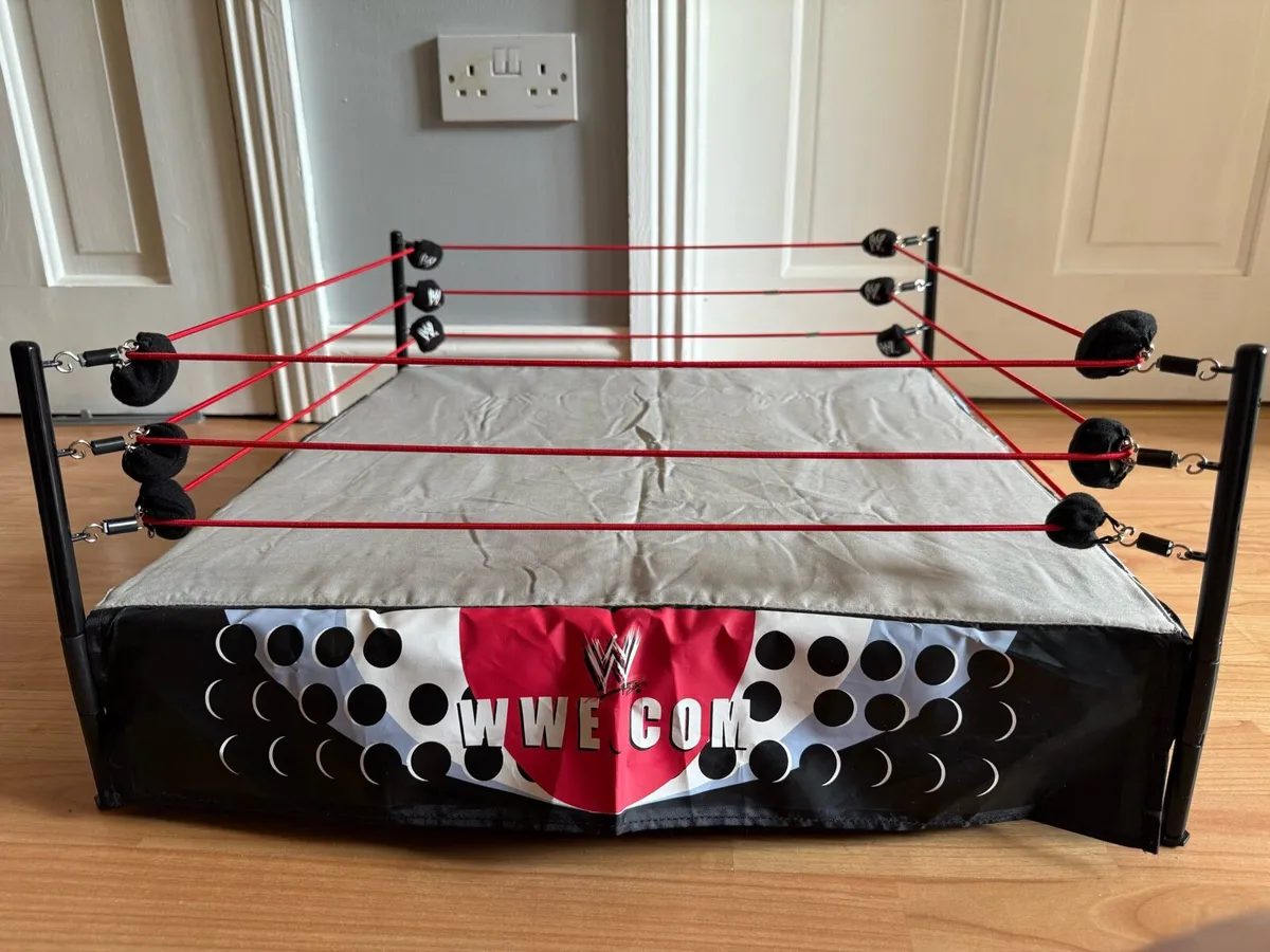 Wwe jakks Hell In a cell & elite scale ring - Image 4