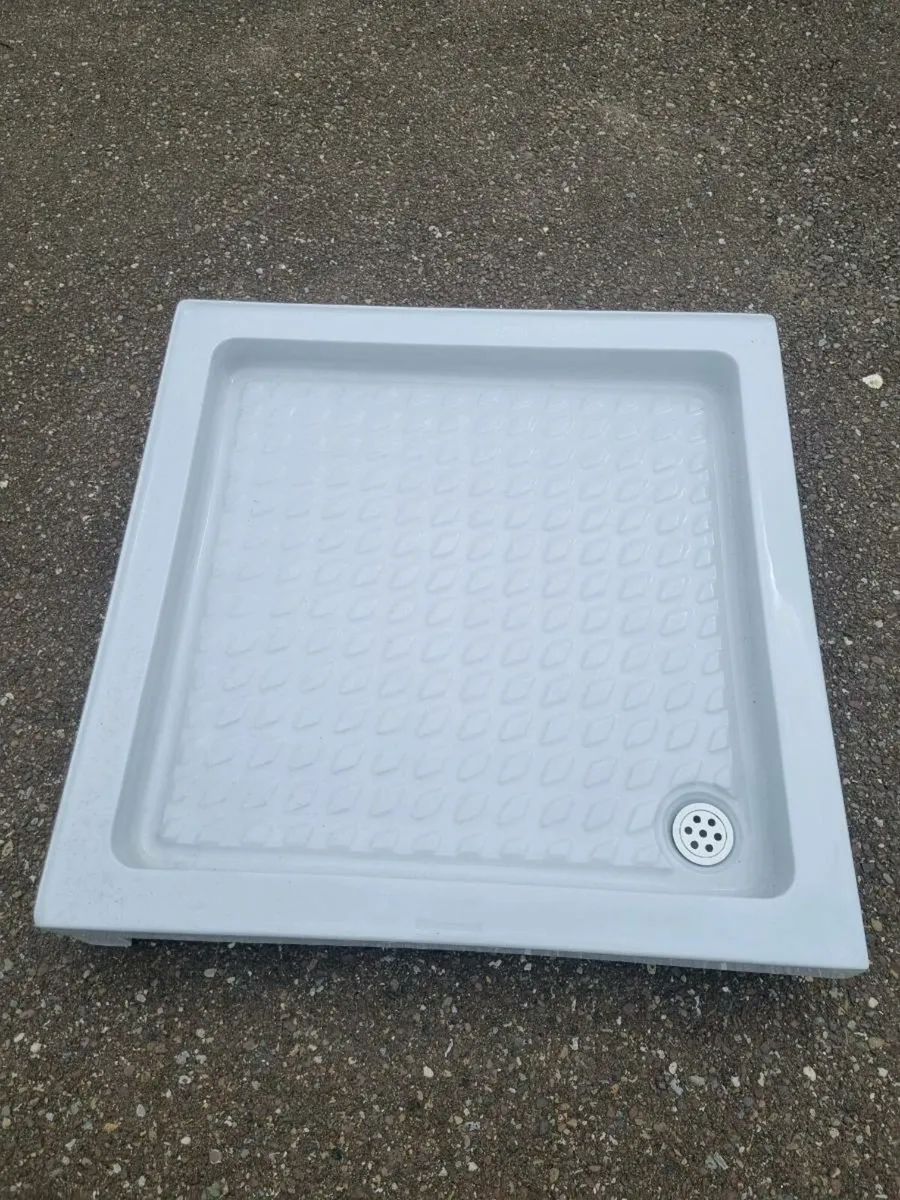 Shower tray - Image 1