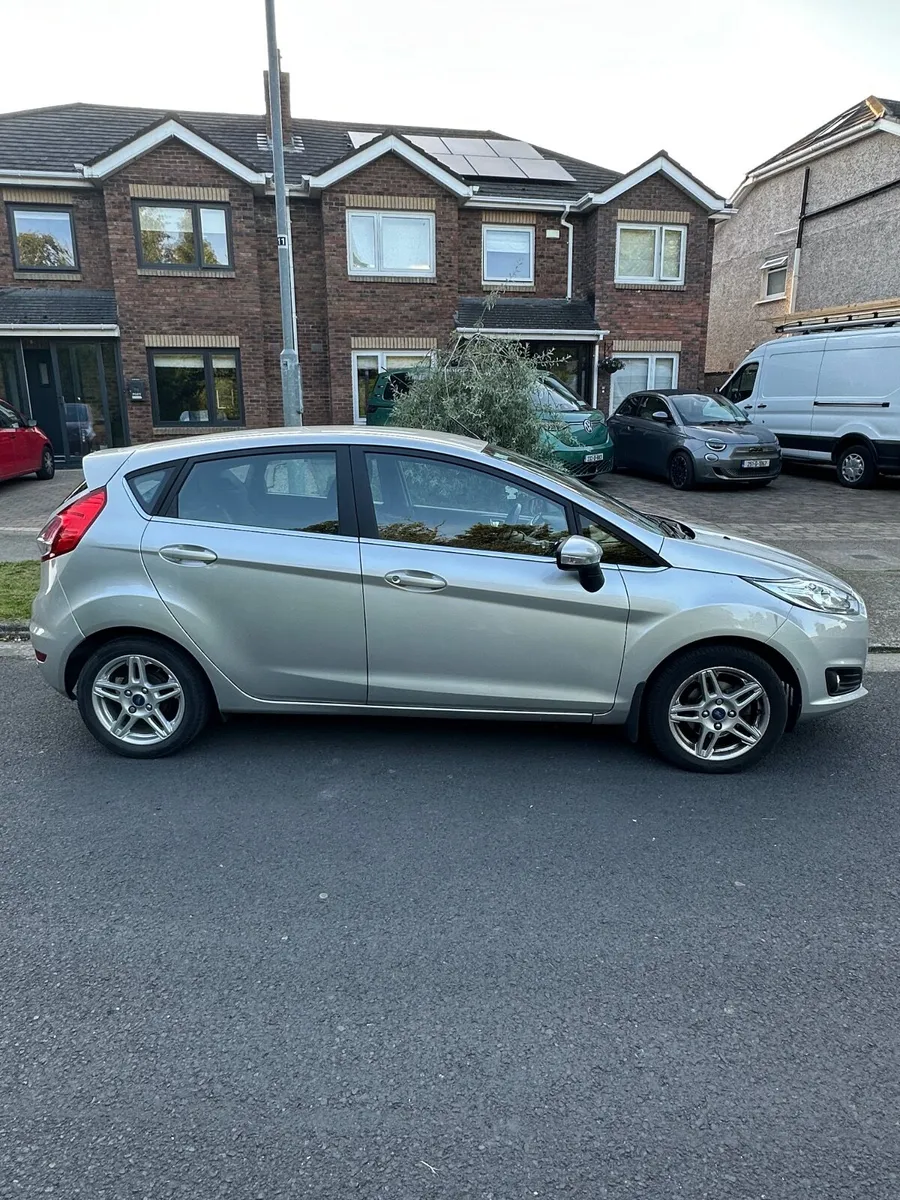 Ford Fiesta 2015 - Image 3