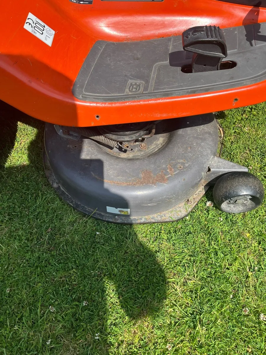 Husqvarna tractor mower - Image 3