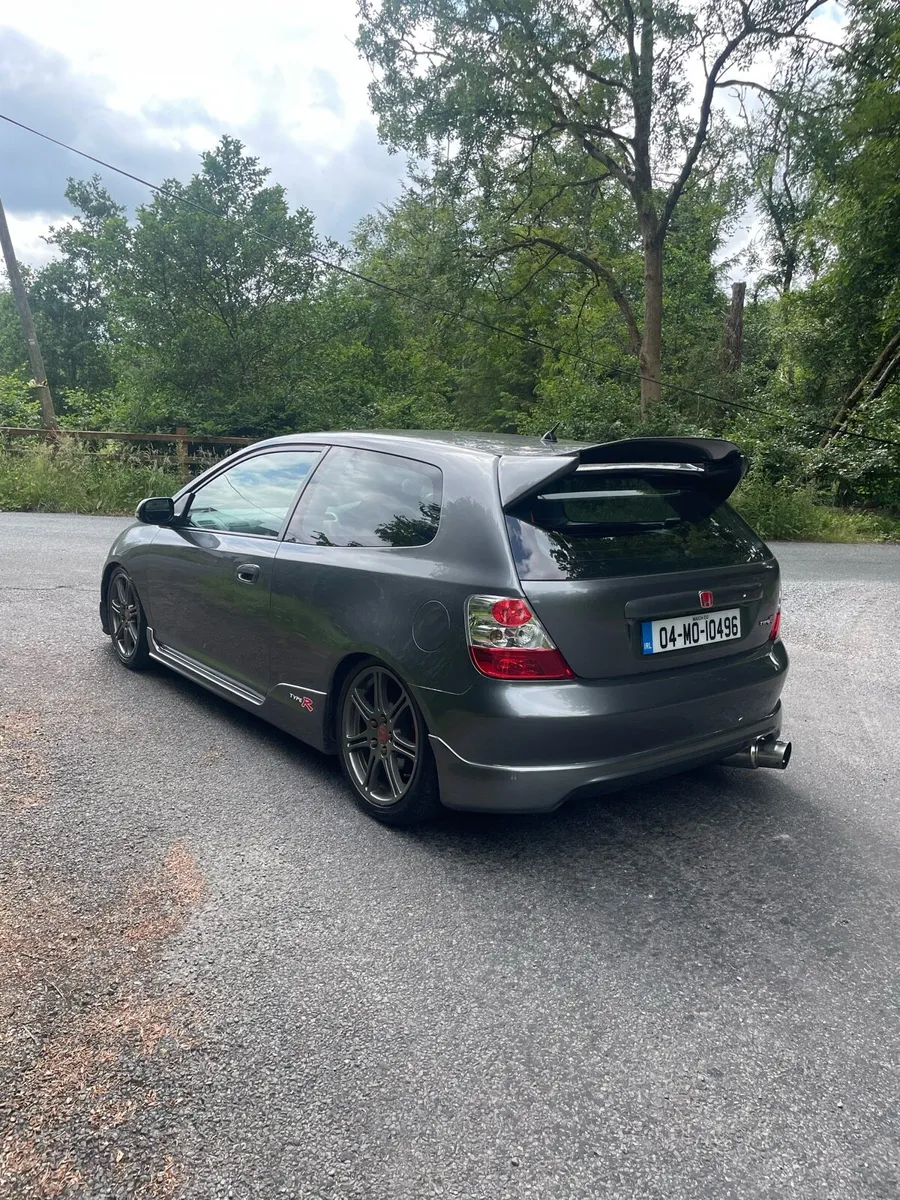 Civic type r - Image 3