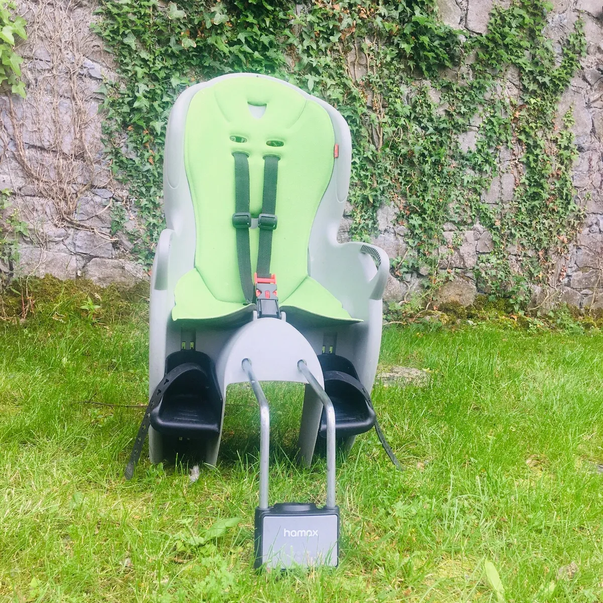 Child’s bike seat - Image 1