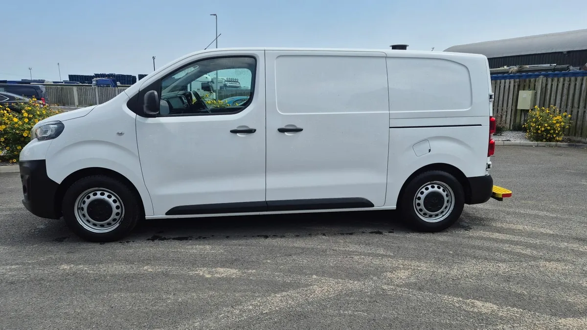 Peugeot Expert 2021 - Image 3
