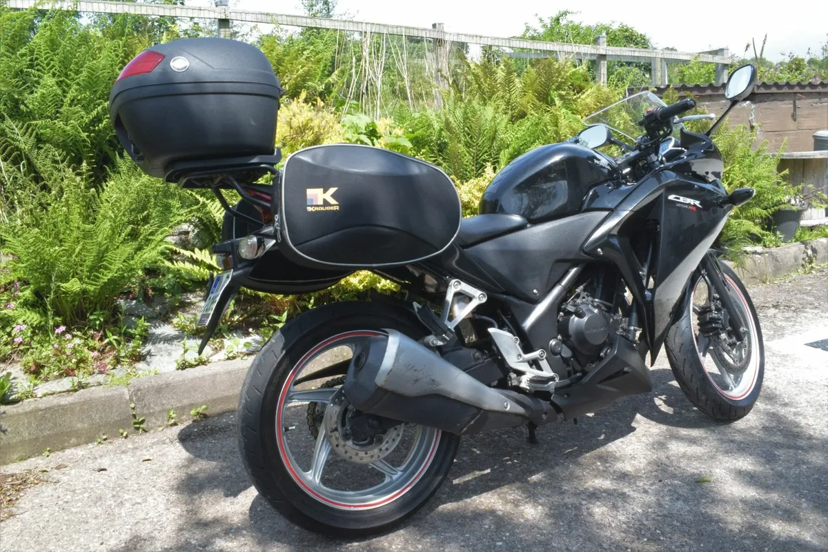 Honda CBR250R 2011 - Image 4