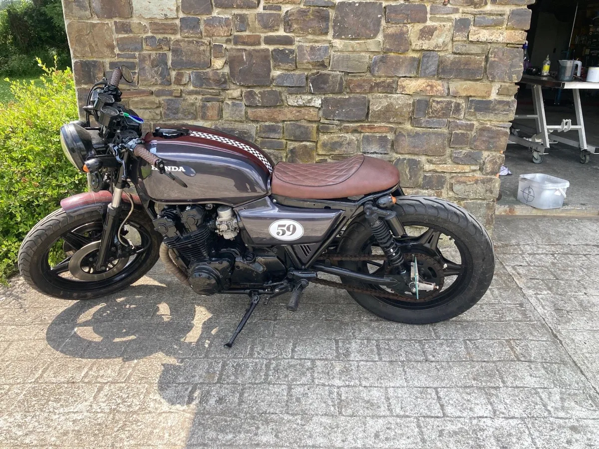 Honda CB750 cafe racer - Image 2