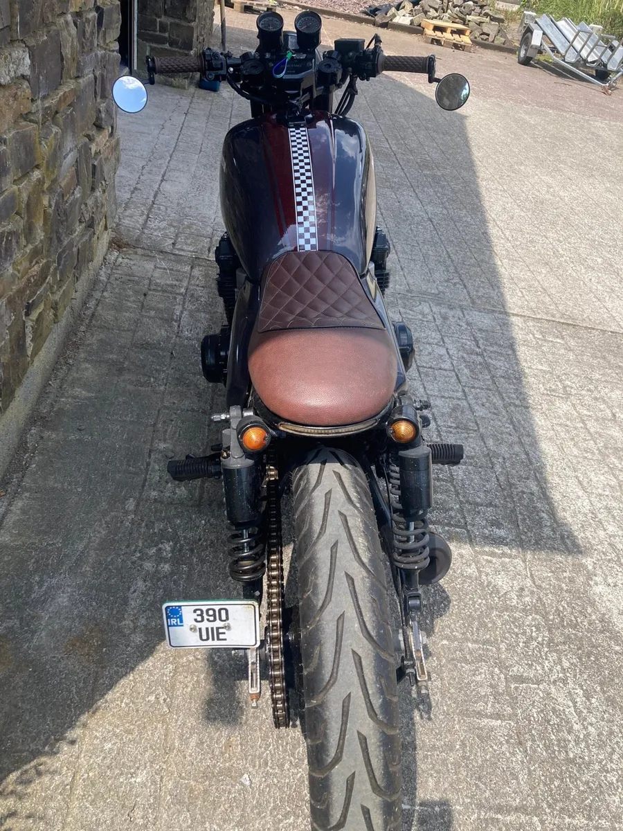 Honda CB750 cafe racer - Image 3