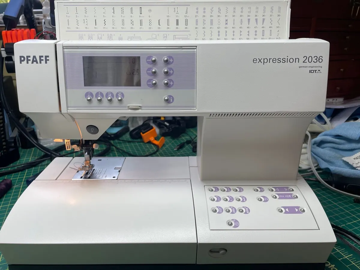 PFAFF Expression 2036 Sewing machine - Serviced - Image 1