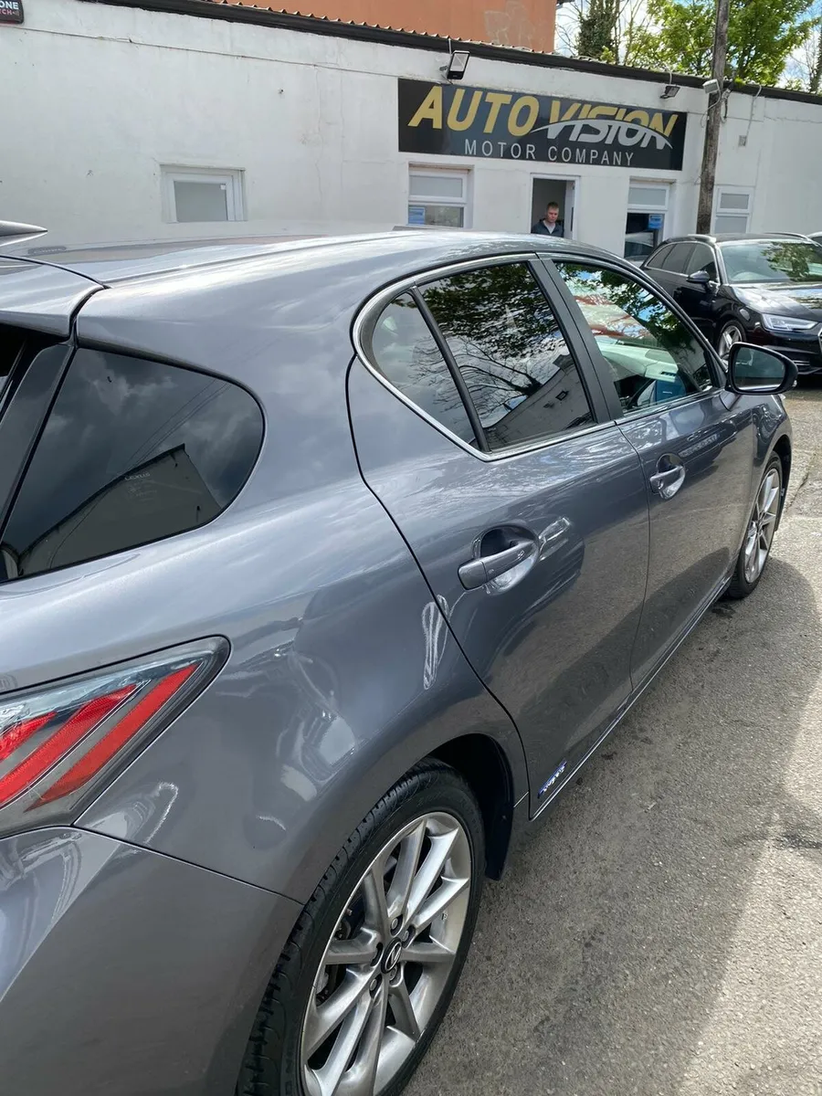 Car - Image 4