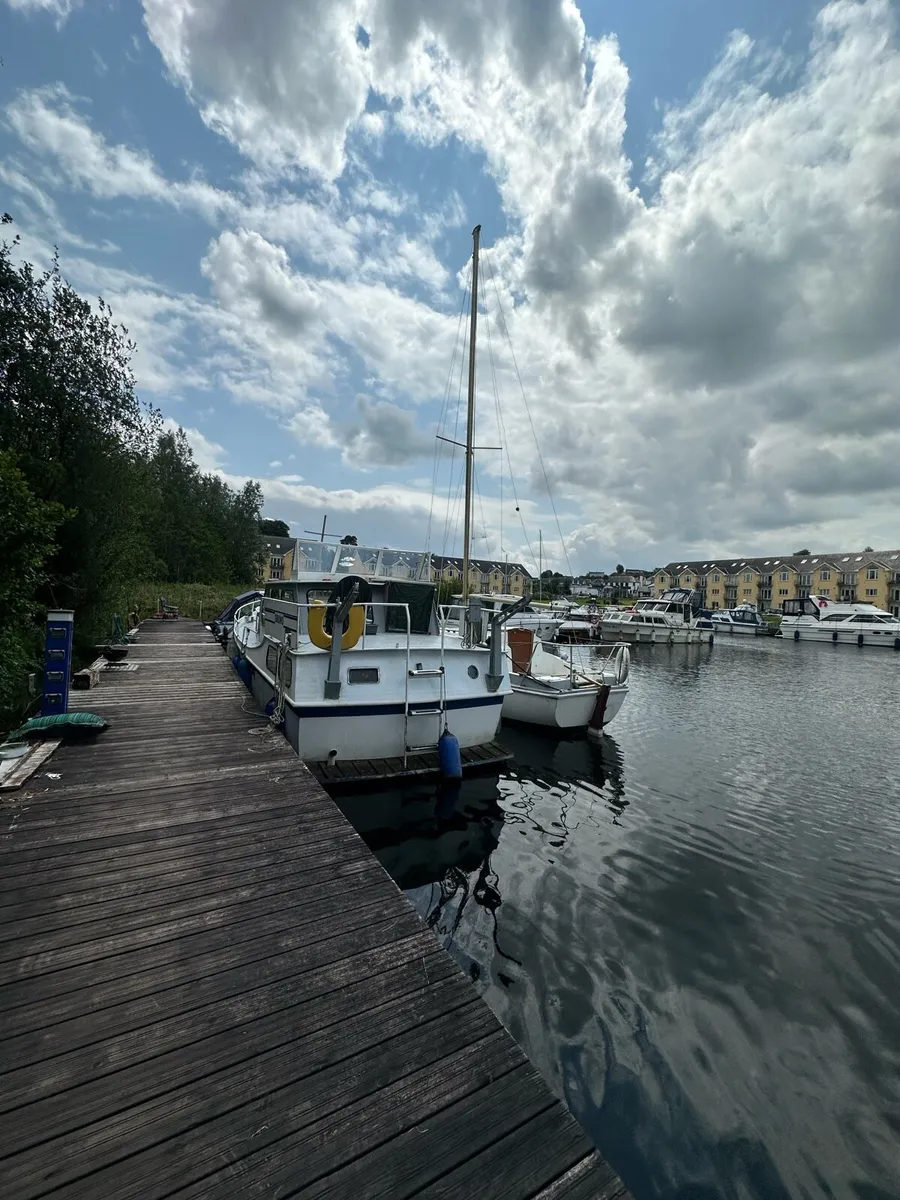 Boat - Image 4