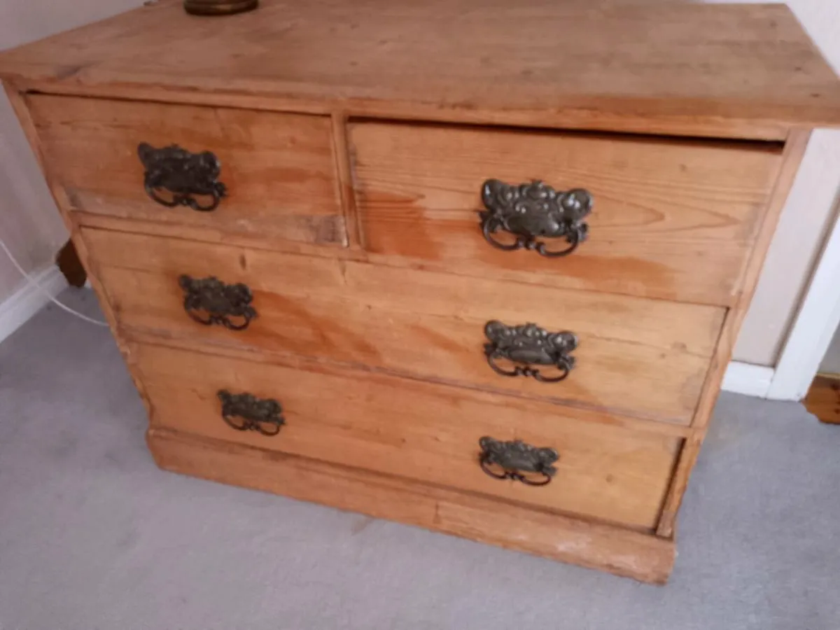 Drawers - Image 1