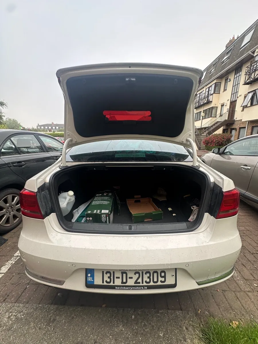 Volkswagen Passat 2013 High line (FULL LEATHER) - Image 3