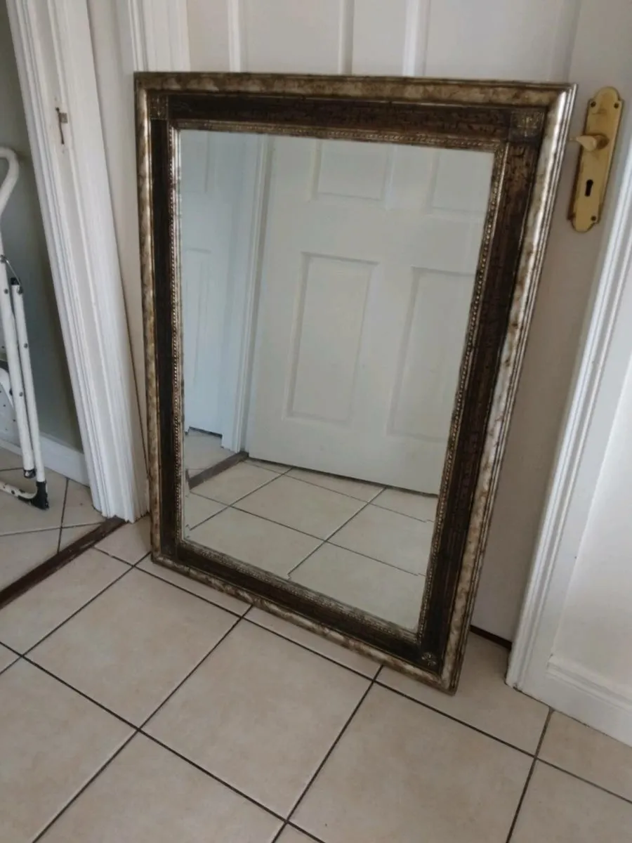 Mirror - Image 1