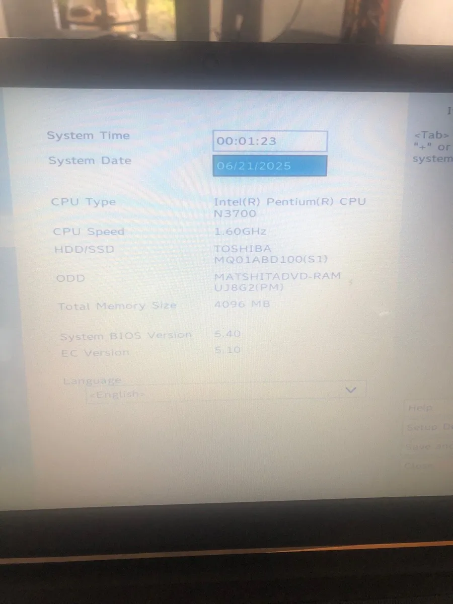 Laptop - Image 3