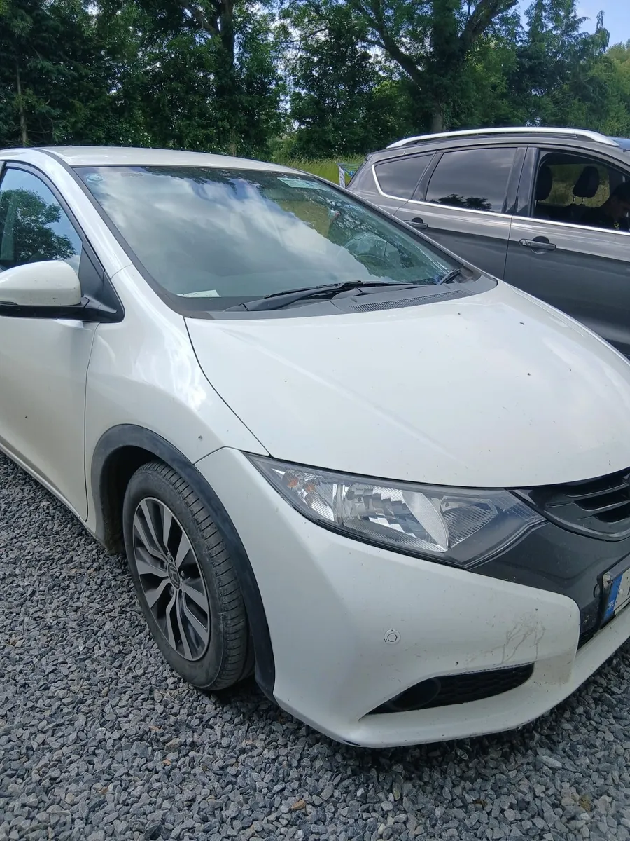 Honda Civic 2014 - Image 1