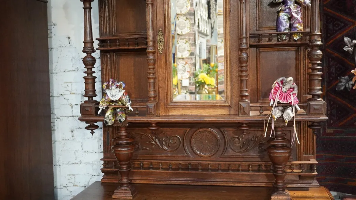 🏛️ Antique Belgian Carved Oak Cabinet – 19th Cent - Image 3