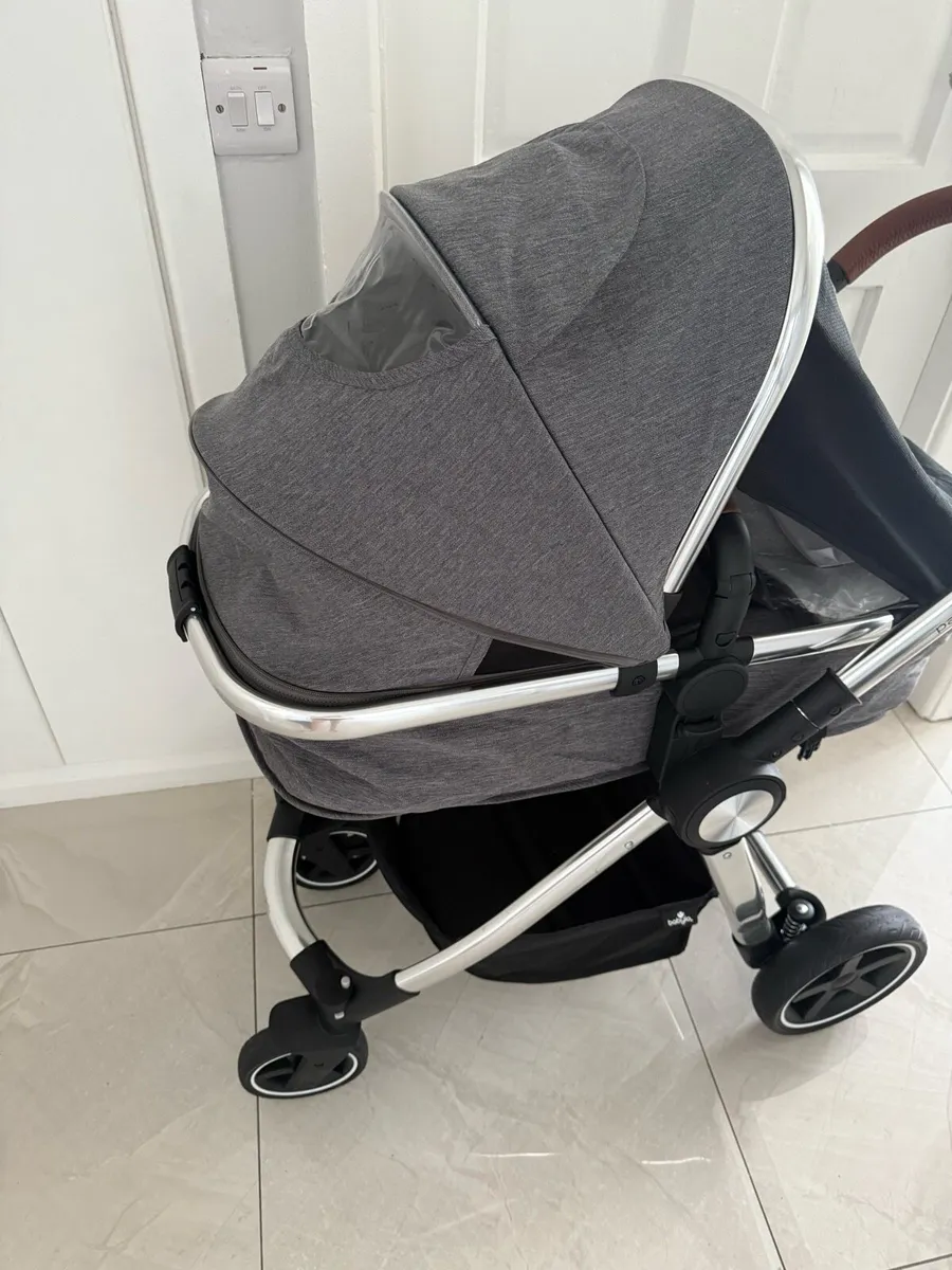 Pram - Image 4