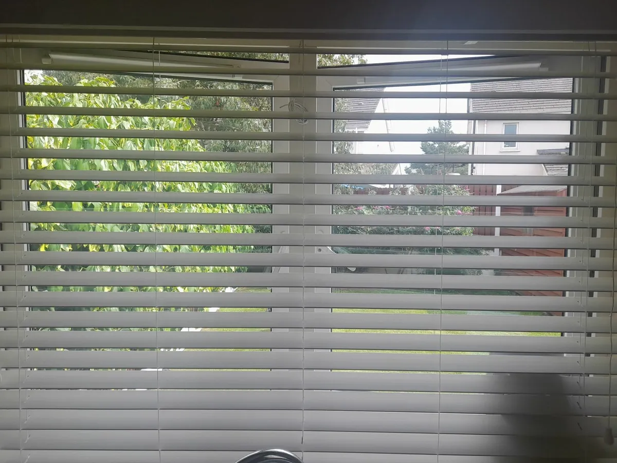 Wooden Blinds - Image 4