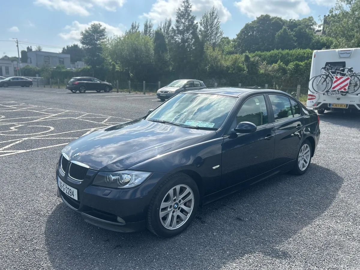 BMW 318i - Image 1